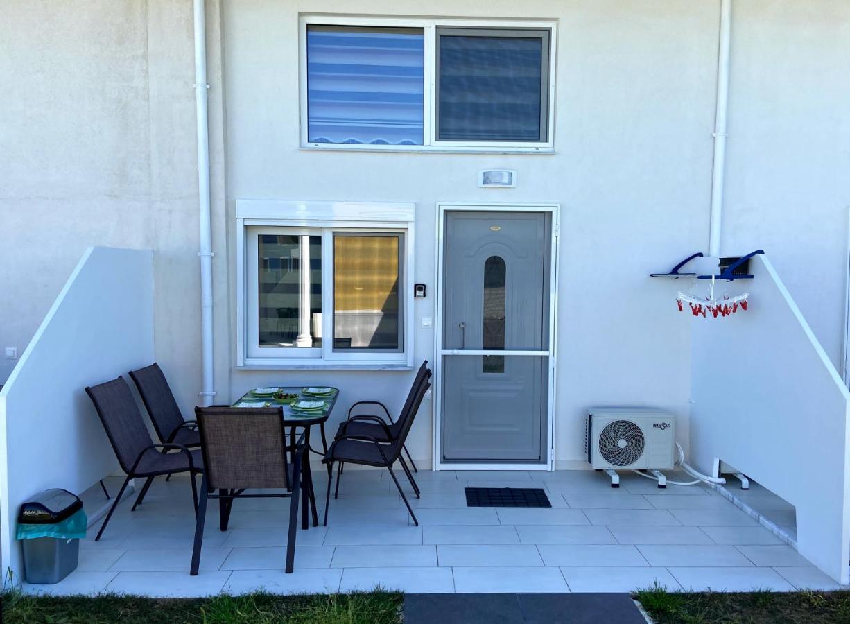 Apartment Radosevic Olympiakí Aktí Exterior foto